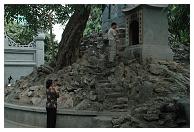 slides/136 hanoi.JPG 136 hanoi
